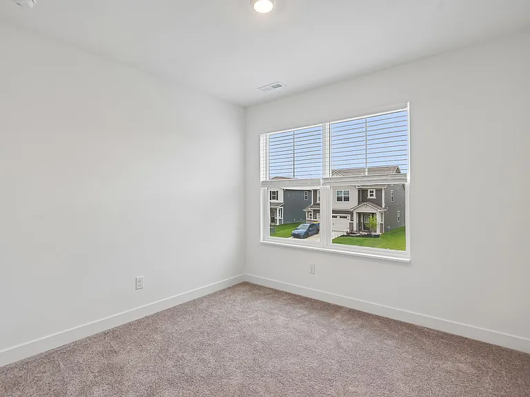 15274 Farrington Way — Photo 27