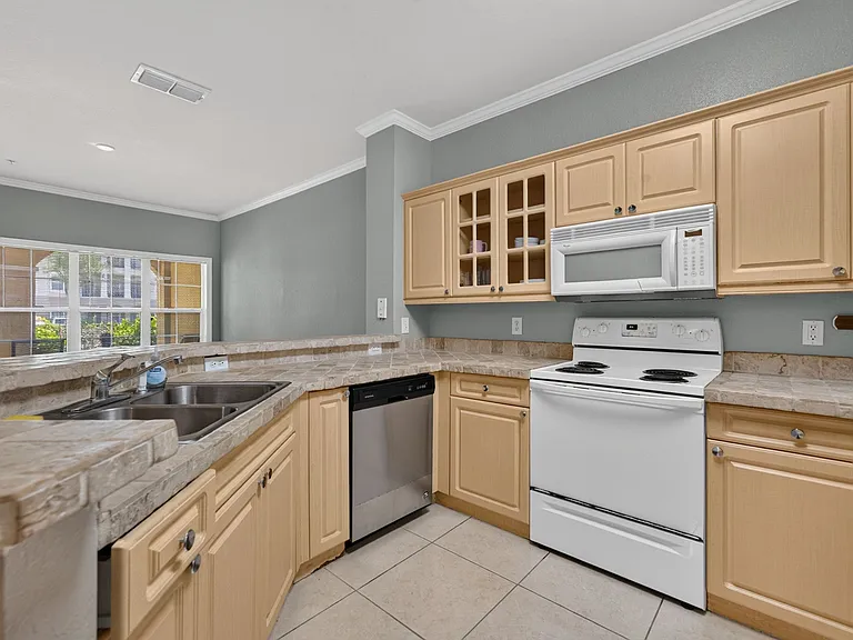 3707 Conroy Rd #1715 — Photo 3