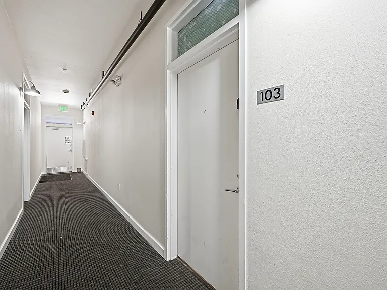 2422 Tremont Pl #103 — Photo 11