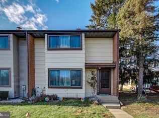 664 Ithaca Pl, East Windsor, NJ 08520