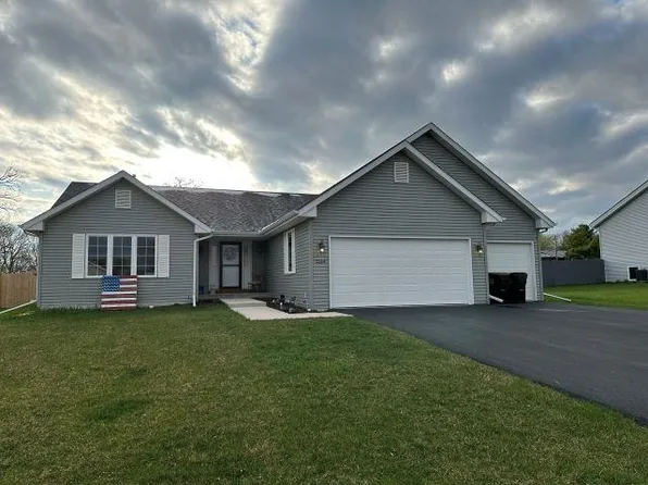1514 Warrenton Dr, Byron, IL 61010