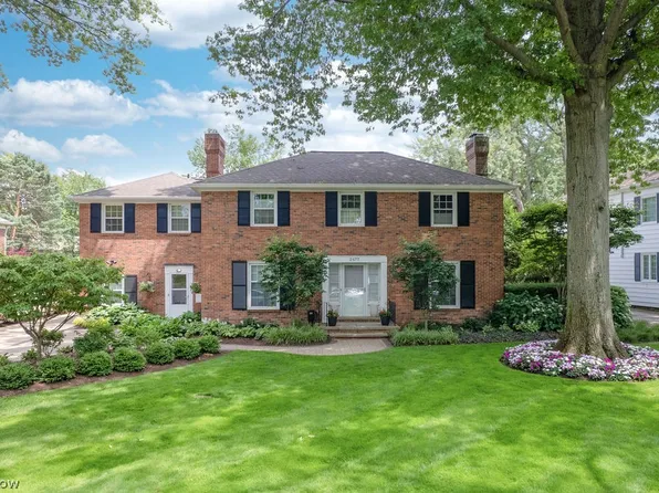 2677 Rocklyn Rd, Shaker Heights, OH 44122