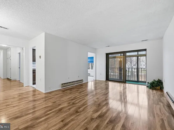 15311 Pine Orchard Dr Unit 87-2A, Silver Spring, MD 20906