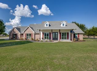 6221 Deer Run Rd, Sanger, TX 76266