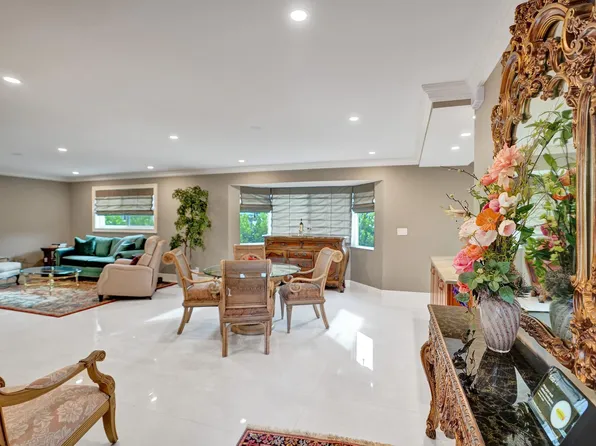 2141 NE 68th Street #108, Fort Lauderdale, FL 33308