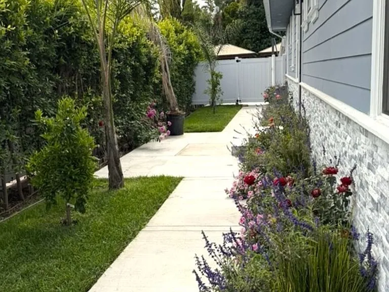 17175 Rayen St — Photo 22