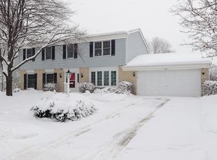 4013 Cumnor Rd, Downers Grove, IL 60515