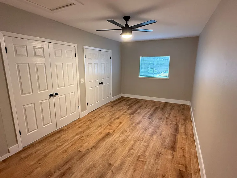 106 E Longspur Blvd — Photo 10