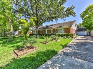 12335 Barryknoll Ln, Houston, TX 77024