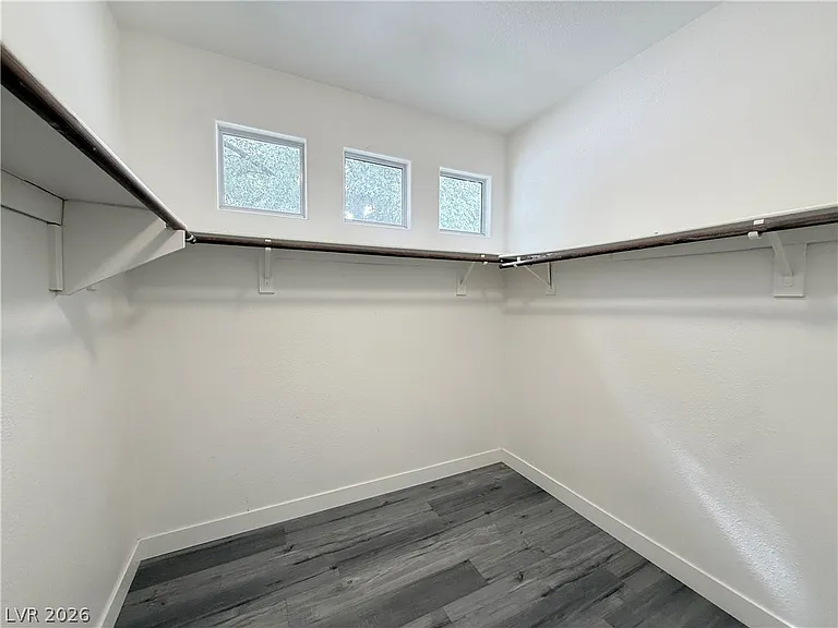 8034 Arcadian Ln — Photo 16