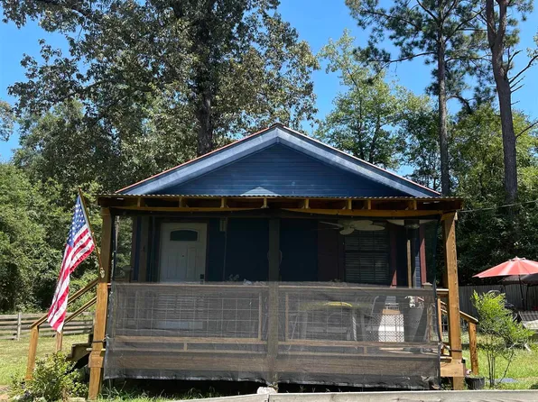 200 Dogwood Rd, Mc Leod, TX 75565