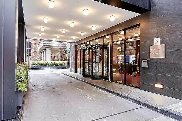 Rented by Manhattan Realty Group | media 16