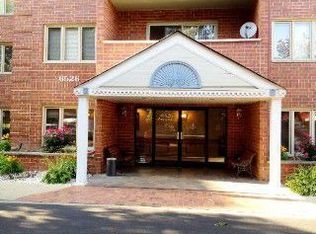 6526 W Irving Park Rd APT 201, Chicago, IL 60634