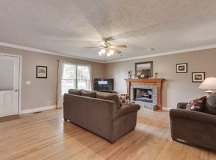 6105 Foothills Dr, Murfreesboro, TN 37129