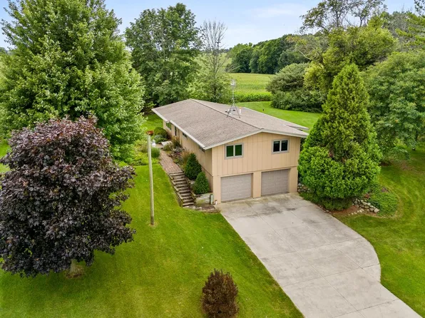 4136 Broadway ROAD, Sheboygan Falls, WI 53085