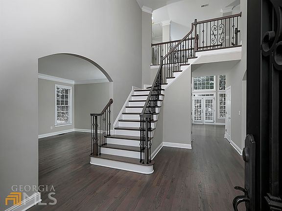 4th image of 4055 Saint Michelle Ln