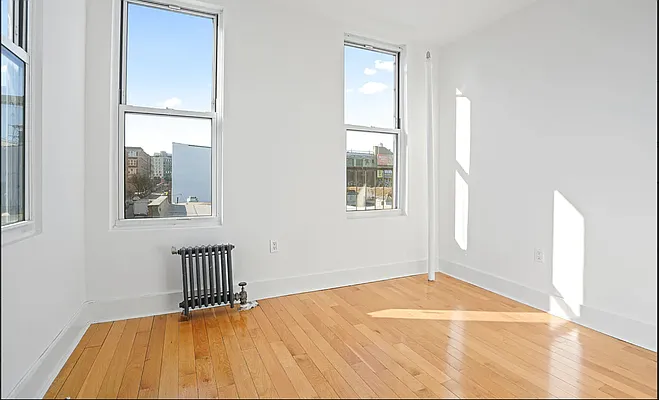 Rented by Compass | media 9