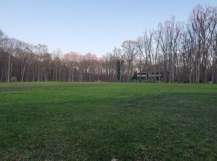 100 McCaffery Rd, Manalapan, NJ 07726