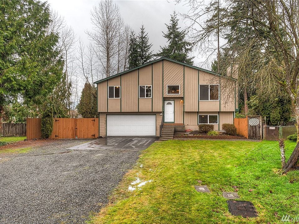 1st image of 4827 132nd Pl SE
