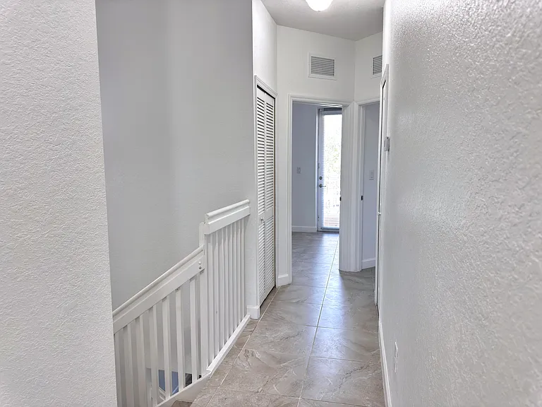 7905 SW 120th Ave — Photo 12