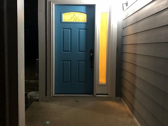 2nd image of 1024 Falling Water Dr SE