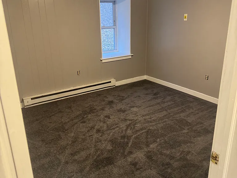 3rd bedroom on 2nd floor