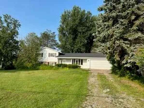 4040 S Nicolet Rd, Sault Sainte Marie, MI 49783