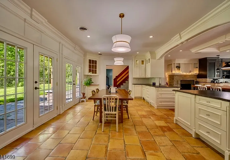 3 Laurel Ln — Photo 13