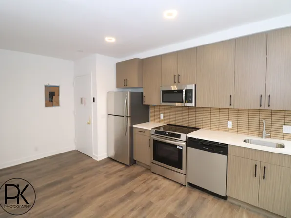 60-31 56th Road image 8 of 17