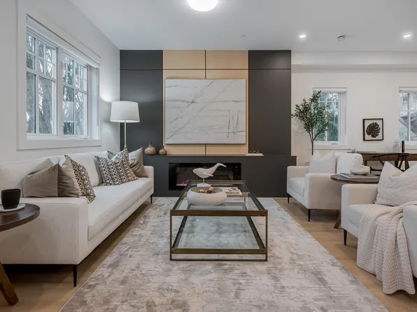 4829 48th Ave #3, Delta, BC V4K 1V2