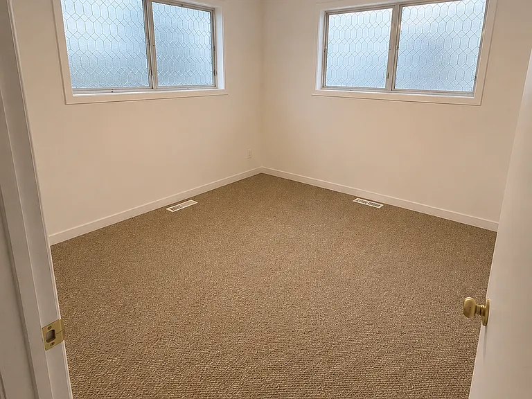 127 Highland Ave — Photo 6