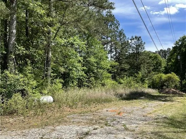 2387 W Sandtown Rd SW, Marietta, GA 30064