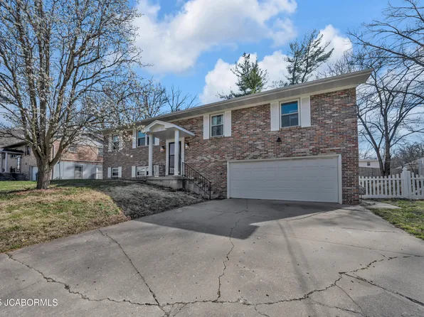 614 Belair Dr, Jefferson City, MO 65109