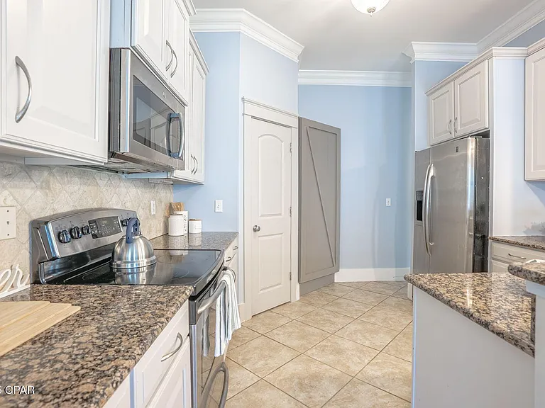 61 Madie Ln — Photo 8