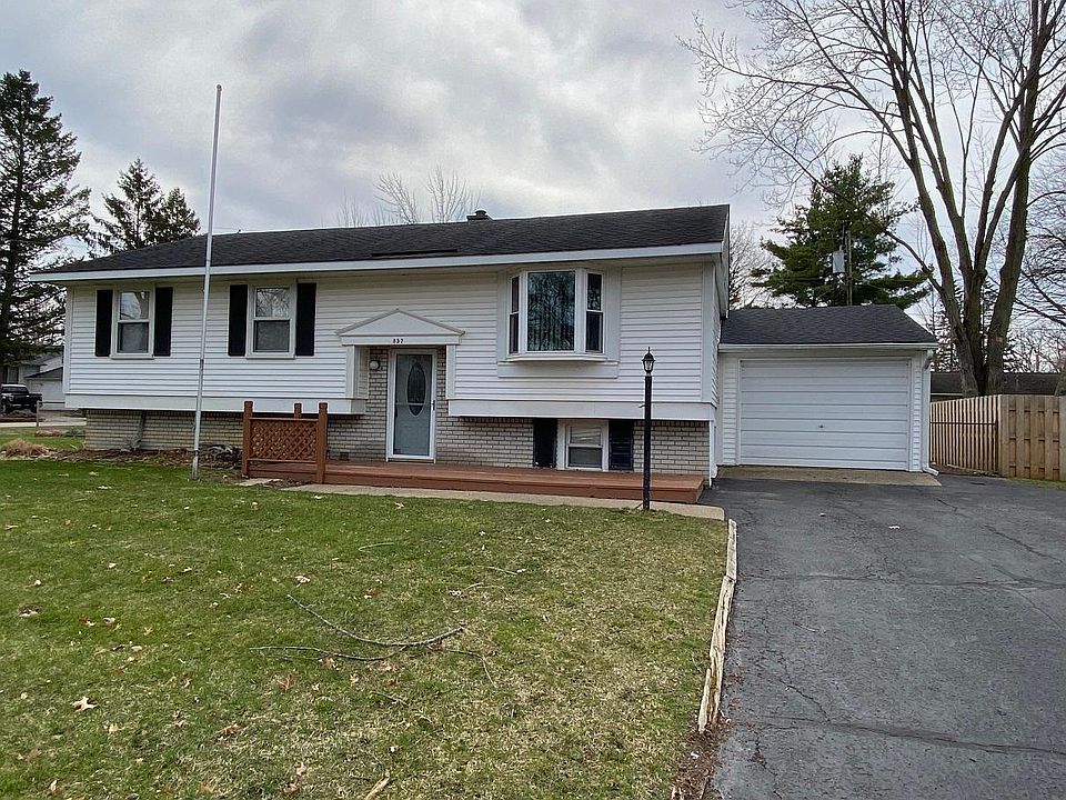 1st image of 857 Glen Ct