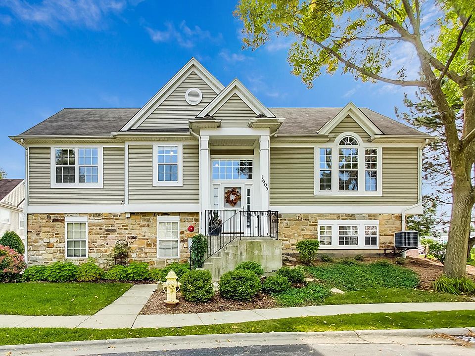 1st image of 1605 Fox Run Dr