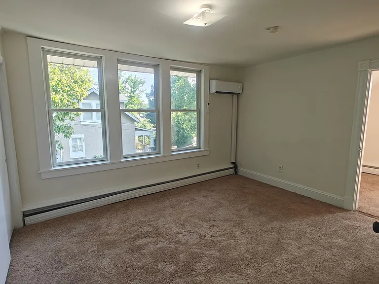 1020 Salisbury Dr — Photo 16