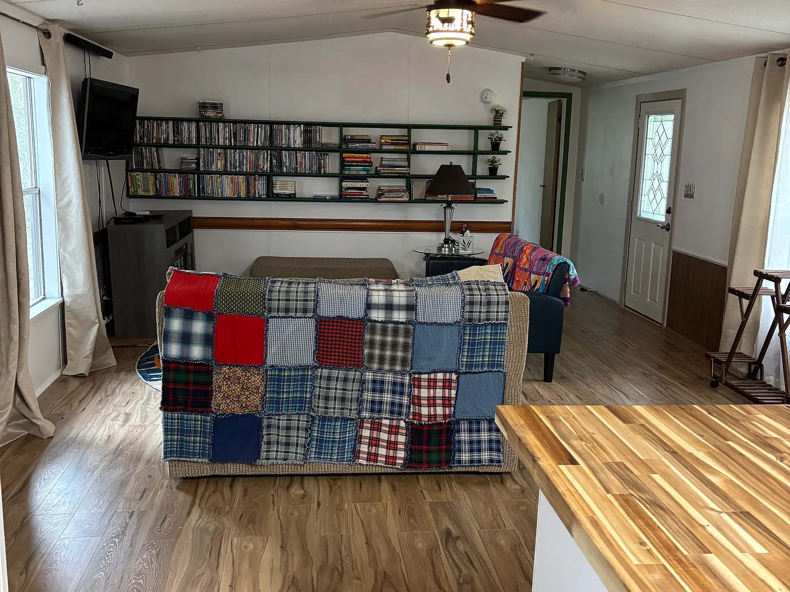 2 bed, 1216 sqft, $1,850 — Photo 4
