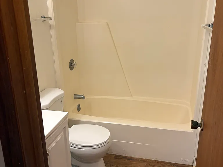 146 Cherry St #3E — Photo 6