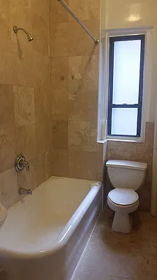 Rented by Maximo Properties | media 12
