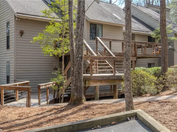 50 E Villa Ridge Dr #7, Hartfield, VA 23071