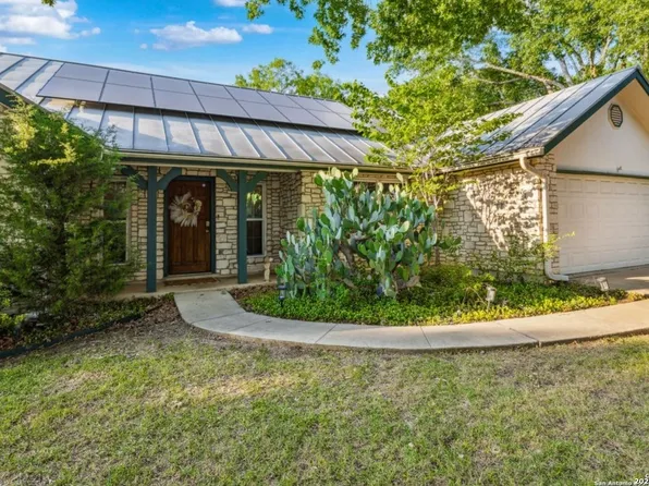 101 Country, Castroville, TX 78009