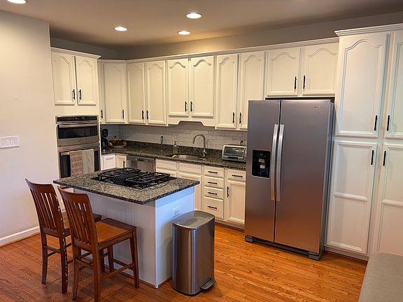 2nd image of 4606 Aspen Hill Ct