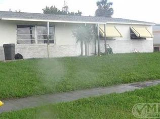 4401 Bellewood St, Palm Beach Gardens, FL 33410