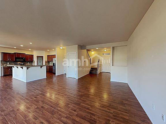 3rd image of 4515 201st St E