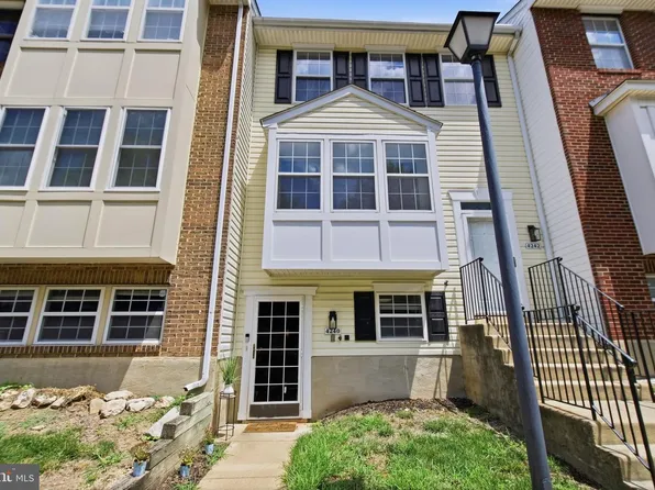 4240 Applegate Ln #5, Suitland, MD 20746