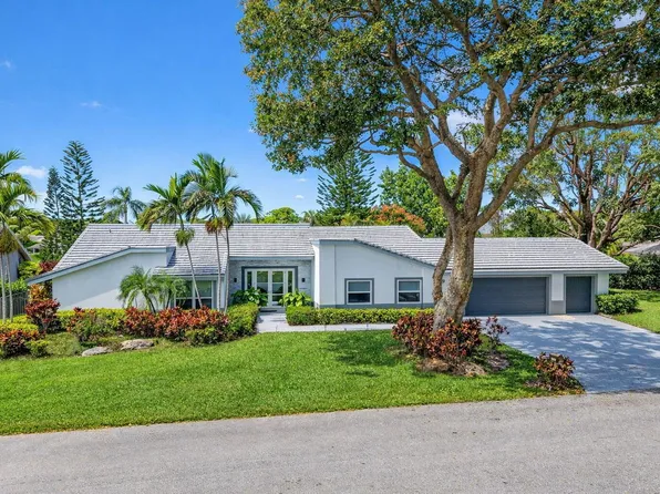 4869 Pineview Cir, Delray Beach, FL 33445