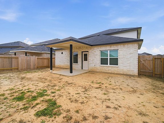 5th image of 8317 Rose Quartz Dr