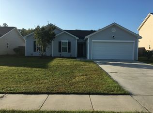 25 Twin Oaks Pl, Savannah, GA 31407