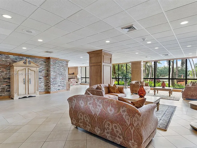5100 N Ocean Blvd #916 — Photo 33